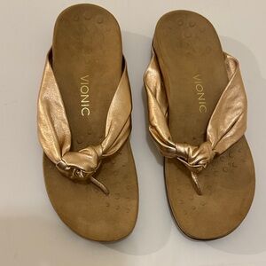 Vionic Women Sandals